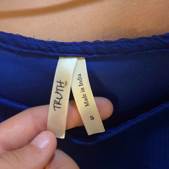 A blue and teal dress - Picture 2 of 2